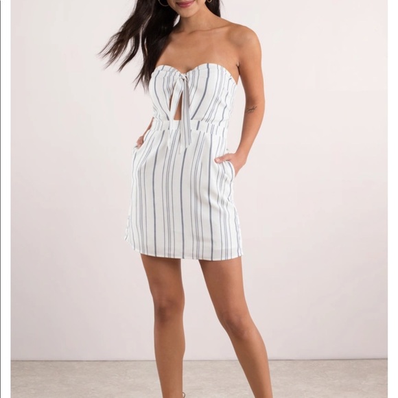 Tobi Dresses & Skirts - ⏰TOBI BLUE STRAPLESS DRESS